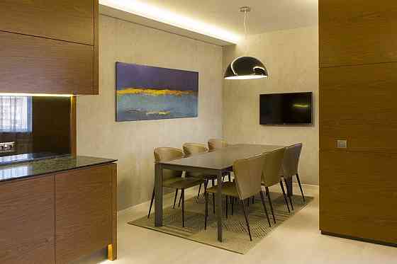 Оренда 3к квартири 140 м² Ділова 2б, дизайнерський ремонт, без комісії Киев