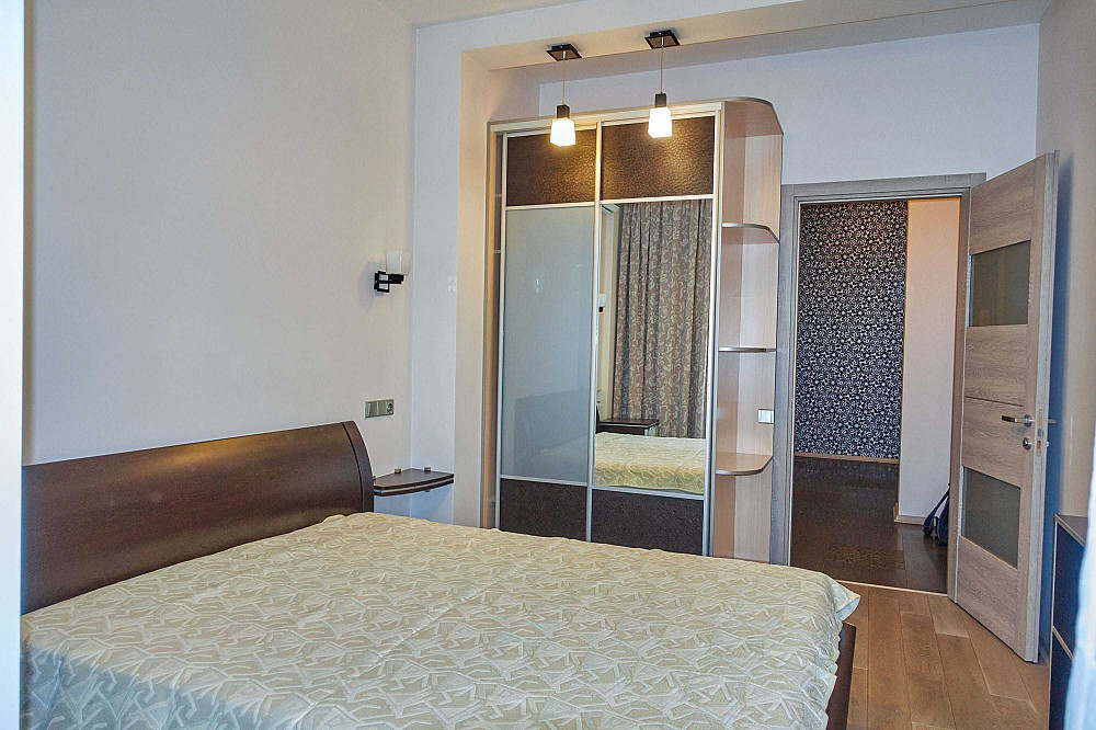 3к. ул. Гончара 14/26, угол ул. Рейтарская. М. Золотые Ворота Киев - изображение 7