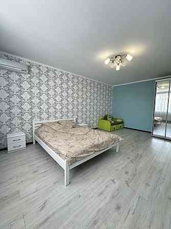 2к.квартира біля моря з сучасним ремонтом Чорноморськ