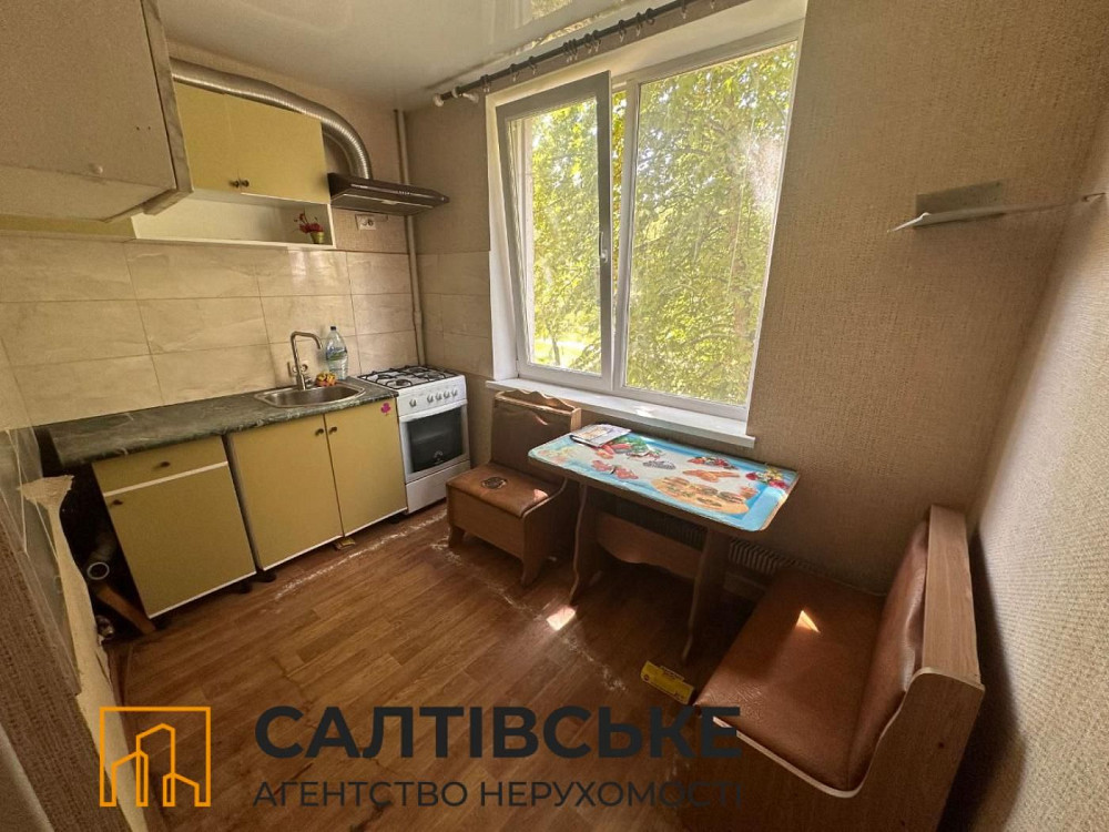 0718-КЮ Продам 2к квартиру на Салтовке Салтовская 606 м/р Харьков - изображение 1