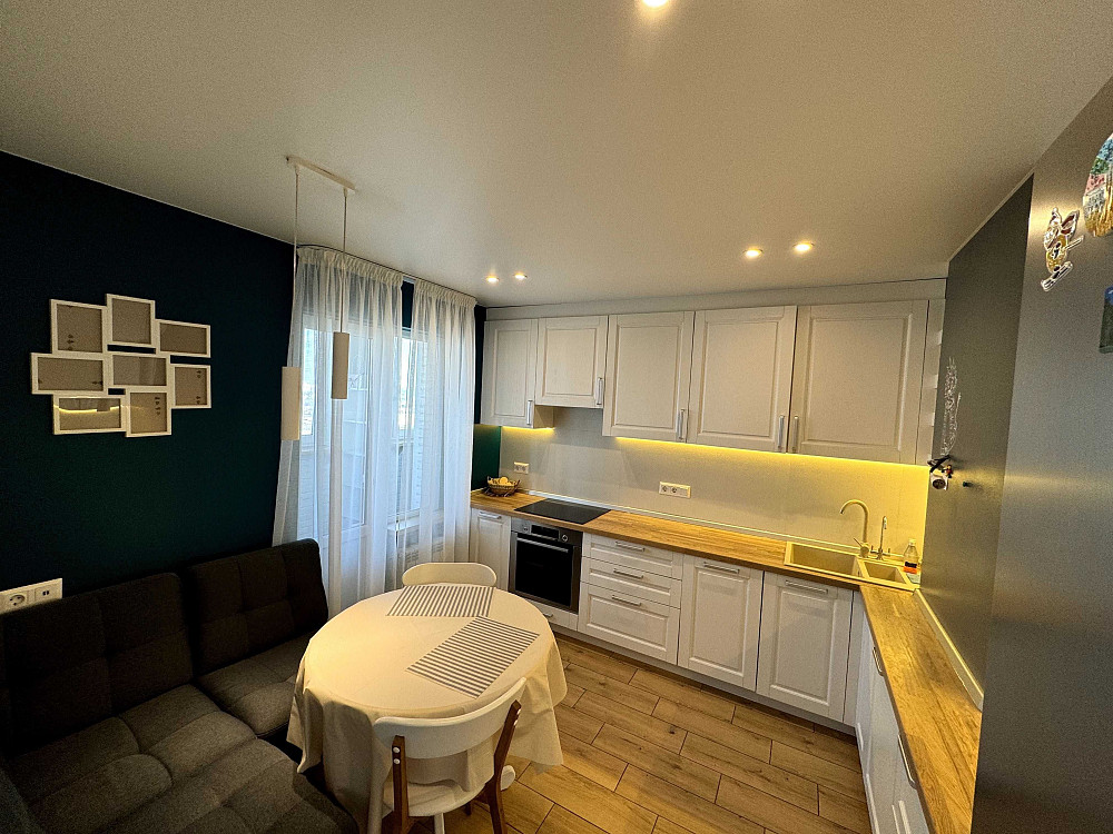 Продаж 3 кім квартири ЖК Амурський Юлії Здановської Голосіївський Київ - зображення 1