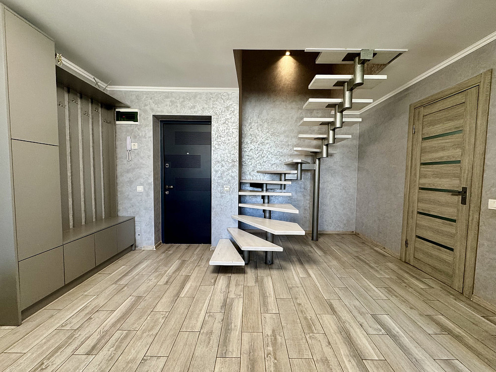 Продаж 3 кімнатної квартири з ремонтом в новобудові Пустомыты - изображение 3