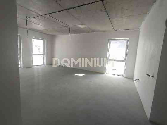 Продається 4 кімнатна квартира в новобудові в м. Хуст Хуст