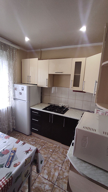 3 комн в центре левого берега Каменское (Запорожская обл.) - изображение 1