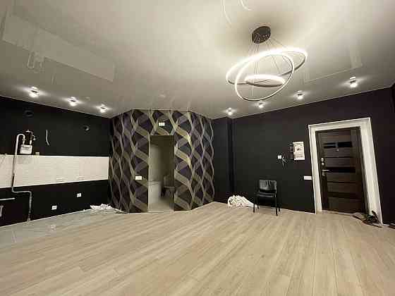 Продам гарну квартиру з незакінченим ремонтом. Ізюм