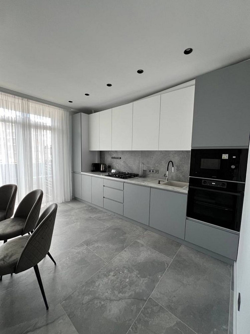 Оренда сучасної квартири в жк «Щасливий»! Ужгород - зображення 1