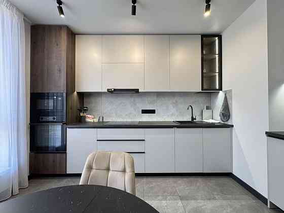 Оренда шикарної 1 кім, центр міста, повністю укомплектована, балкон Ивано-Франковск