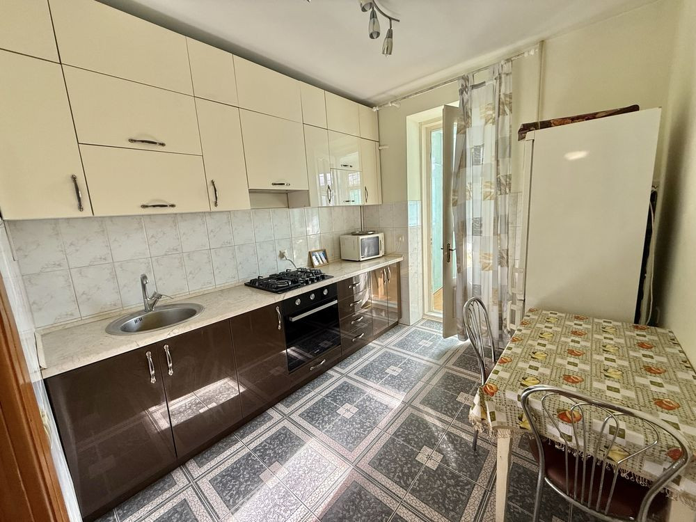 Оренда 1 кімнатної квартири на ввл. Пасічній Львов - изображение 1