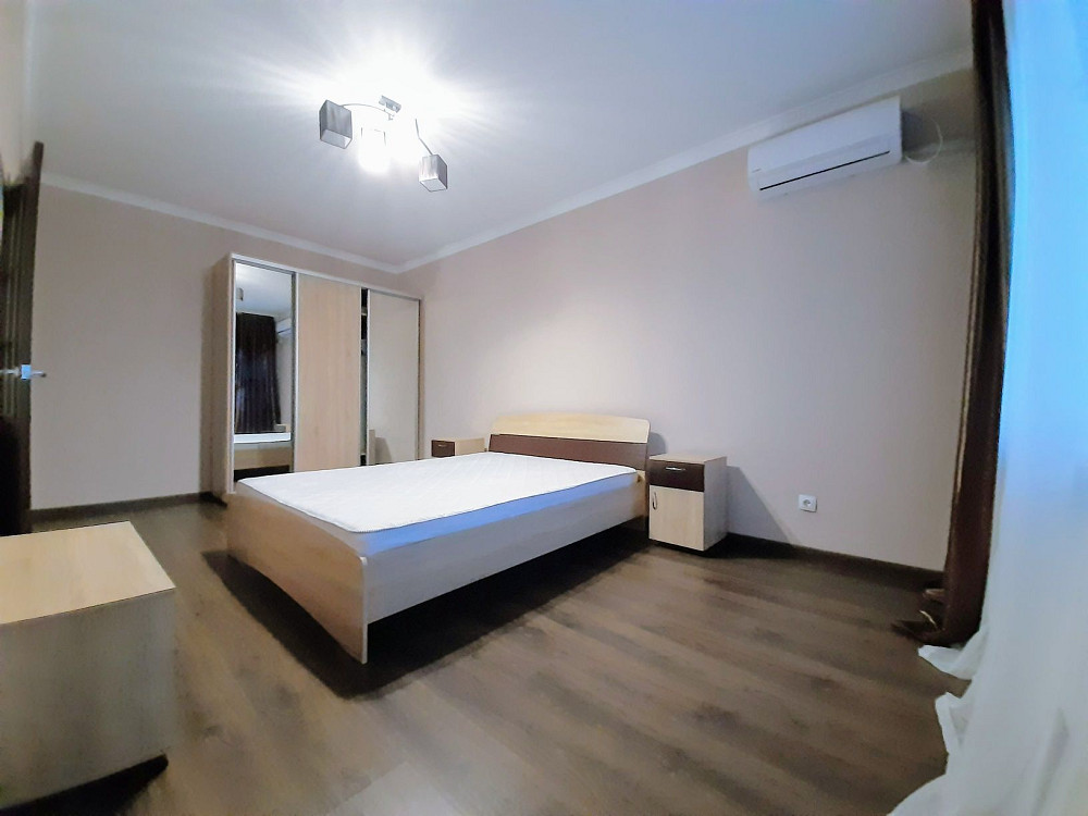 Здановської 81б, Виставковий центр, 1 кімнатна, поруч Лікоград Киев - изображение 1