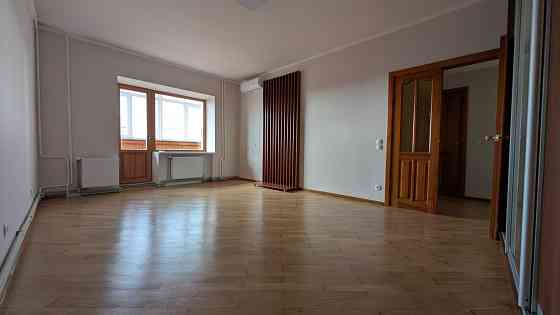 2-кімнатна квартира в центрі, якісним ремонтом та автономним опал. Житомир