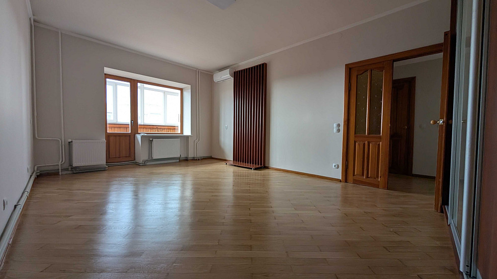 2-кімнатна квартира в центрі, якісним ремонтом та автономним опал. Житомир - изображение 4