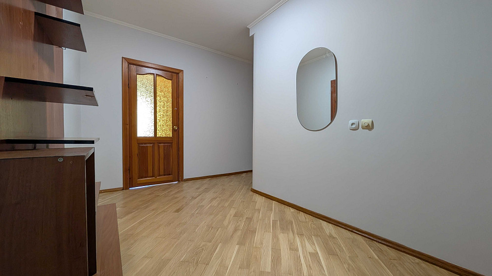 2-кімнатна квартира в центрі, якісним ремонтом та автономним опал. Житомир - изображение 2