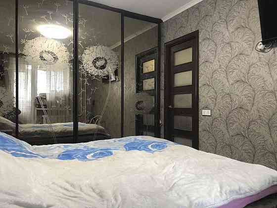 Продам 2-х кімнатну квартиру. Борщагівка Київ