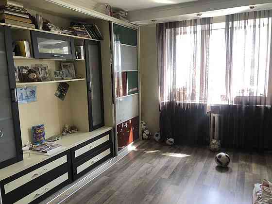 Продам 2-х кімнатну квартиру. Борщагівка Київ