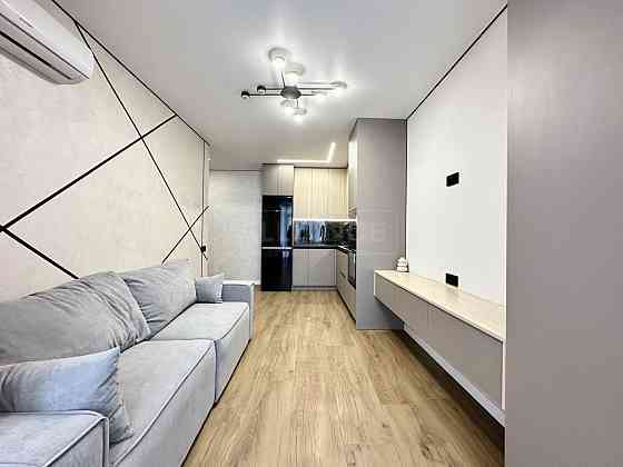 Повністю укомплектована півторачка в центрі! Ивано-Франковск