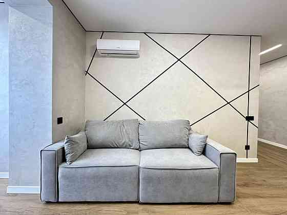 Повністю укомплектована півторачка в центрі! Ивано-Франковск