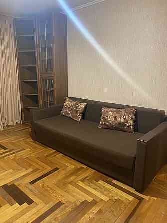 1 ком кв, 2 эт/12, Ак. Павлова  309, метро Студенческая 1 минута Харьков