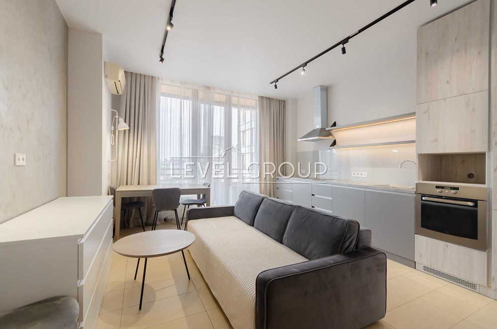 ТОРГ. 1 кім з ремонтом в ЖК Дипломат Холл. Жилянська 59, Голосіївський Київ - зображення 1