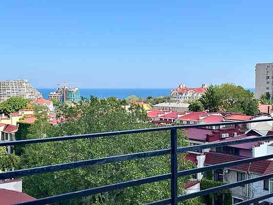 Пентхаус з ремонтом з видом моря та власною терассою в районі Аркадії. Одеса