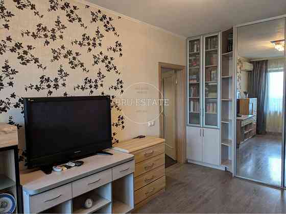 Продам 1 к кв в гарному стані на Позняках Драгоманова Дарницький Позня Київ