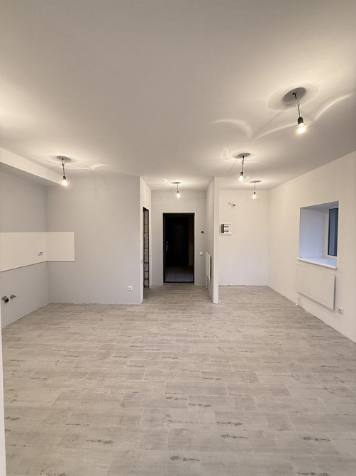 Продам квартиру, 37 м2 Библика, 4, ХТЗ, Масельского Харьков - изображение 1