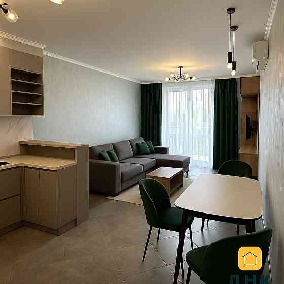 Дизайнерская видовая квартира ЖК "Скай Сити". 50 метров красоты) Одеса