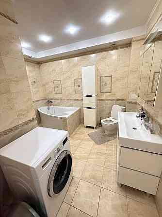 Здам 2х Соборна 5а, ЖК "Люкс Хаус". Закрита територія Ровно