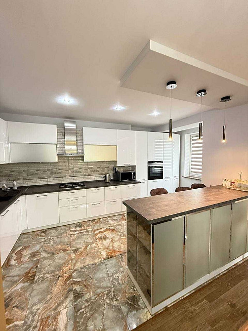 Здам 2х Соборна 5а, ЖК "Люкс Хаус". Закрита територія Ровно - изображение 2