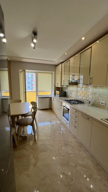 Оренда Наукова Тролейбусна Львов - изображение 1