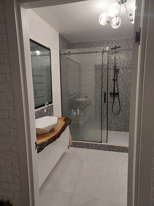 Сучасна світла 2-х кімнатна квартира в стилі Лофт Краматорск - изображение 6