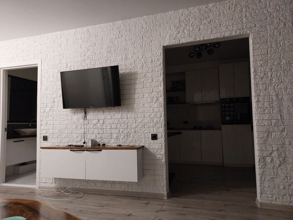 Сучасна світла 2-х кімнатна квартира в стилі Лофт Краматорск - изображение 5