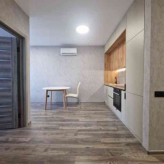 1к квартира з ремонтом ЖК варшавський+ ТОП ціна Київ