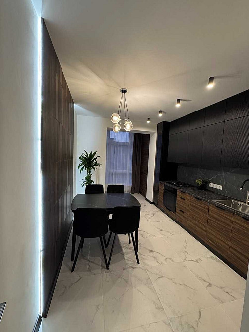 Продаж 2к квартира в Центрі, МІстечко Центральне Івано-Франківськ - зображення 5