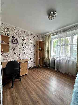 Продам 3 кімнатну квартиру на Гречанах, будинок цегляний Хмельницкий