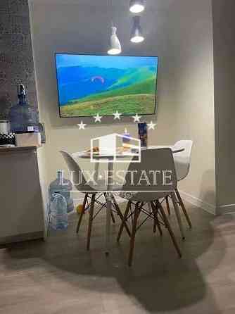 Продам 3-комнатную квартиру с новым ремонтом Новострой ЖК Рогатинский Харків