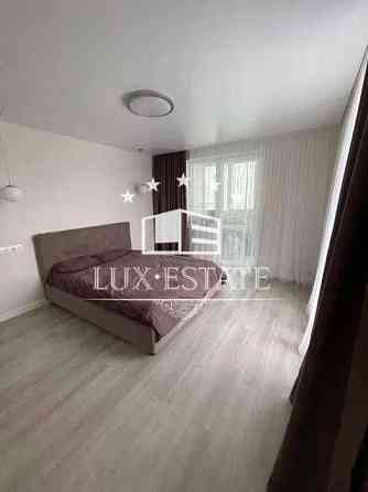 Продам 3-комнатную квартиру с новым ремонтом Новострой ЖК Рогатинский Харків