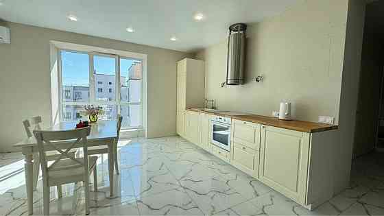 Продається світла та сучасна квартира в новобудові Ивано-Франковск