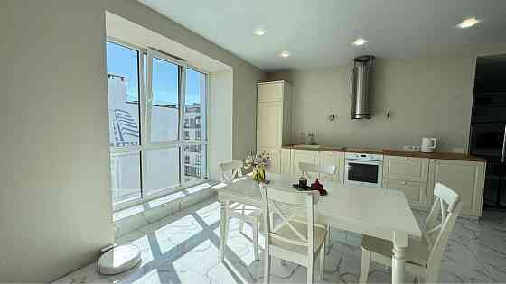 Продається світла та сучасна квартира в новобудові Ивано-Франковск