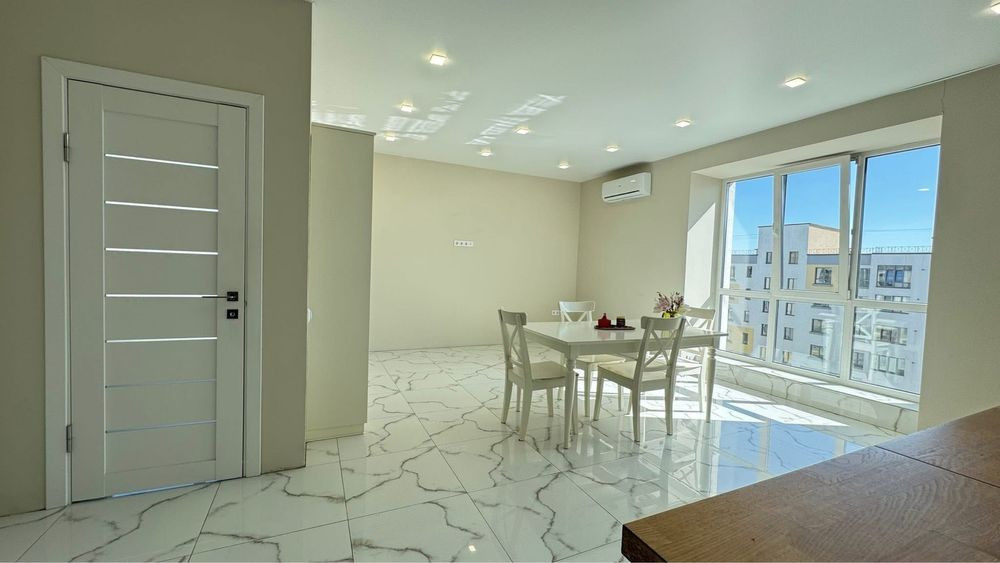 Продається світла та сучасна квартира в новобудові Ивано-Франковск - изображение 6