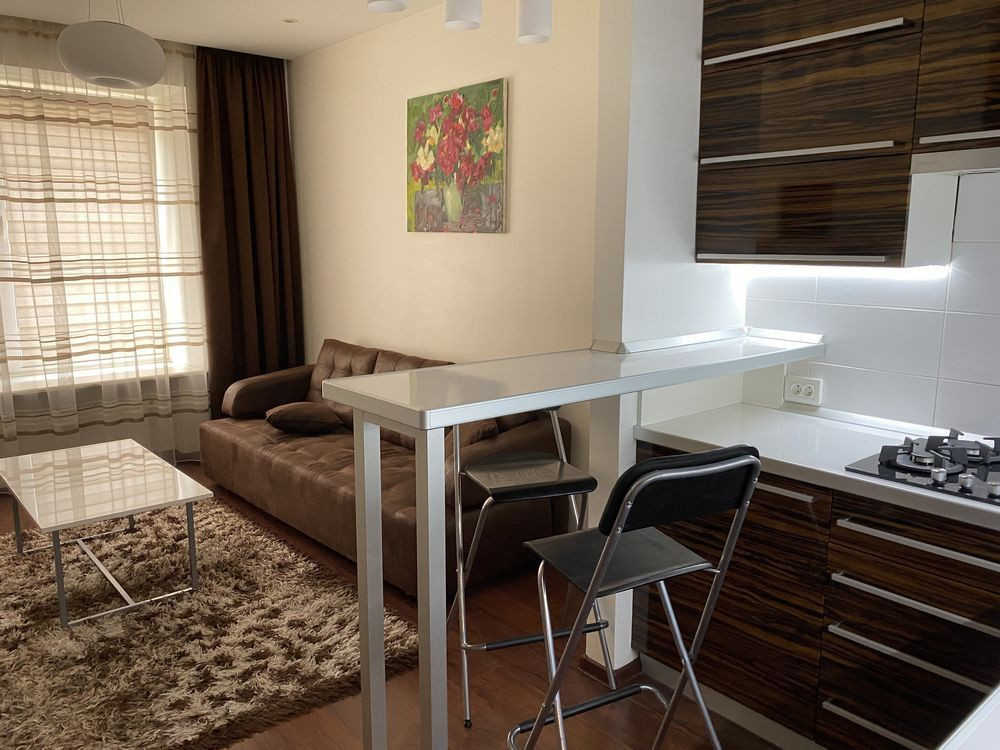 Оренда чудової квартири біля парку вул Героїв Майдану Львов - изображение 1