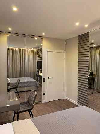 Оренда стильної 1-кімнатної квартири з кухнею-вітальнею в ЖК Семицвіт Львов