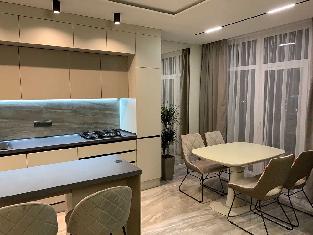 Оренда стильної 1-кімнатної квартири з кухнею-вітальнею в ЖК Семицвіт Львов - изображение 8