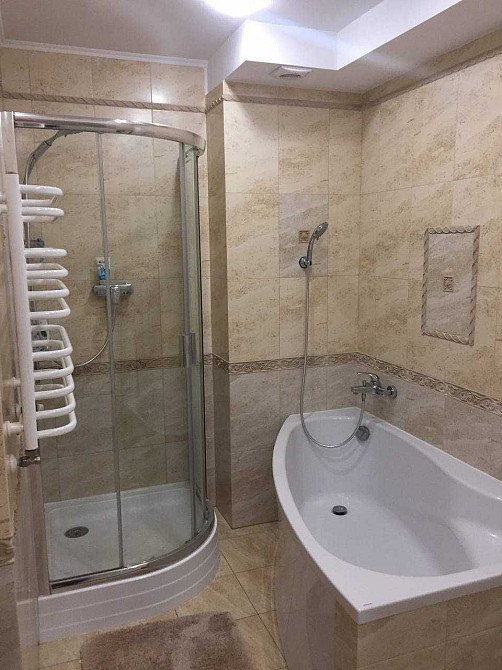 Здам в оренду чудову 2 кімнатну квартиру в ЖК  Lux House. Ровно - изображение 7