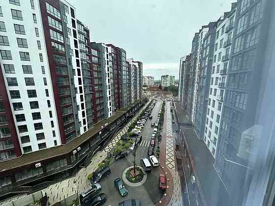 Продам стильну, з якісним ремонтом велику 1 кімнатну квартиру в центрі Ивано-Франковск