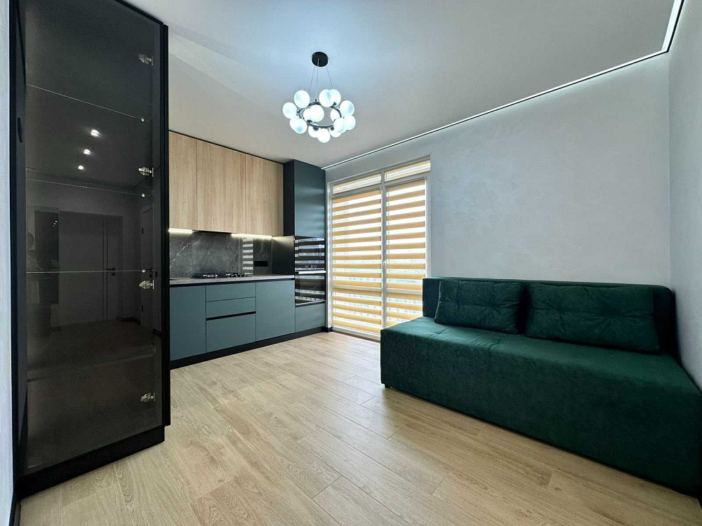 Продам стильну, з якісним ремонтом велику 1 кімнатну квартиру в центрі Івано-Франківськ - зображення 7