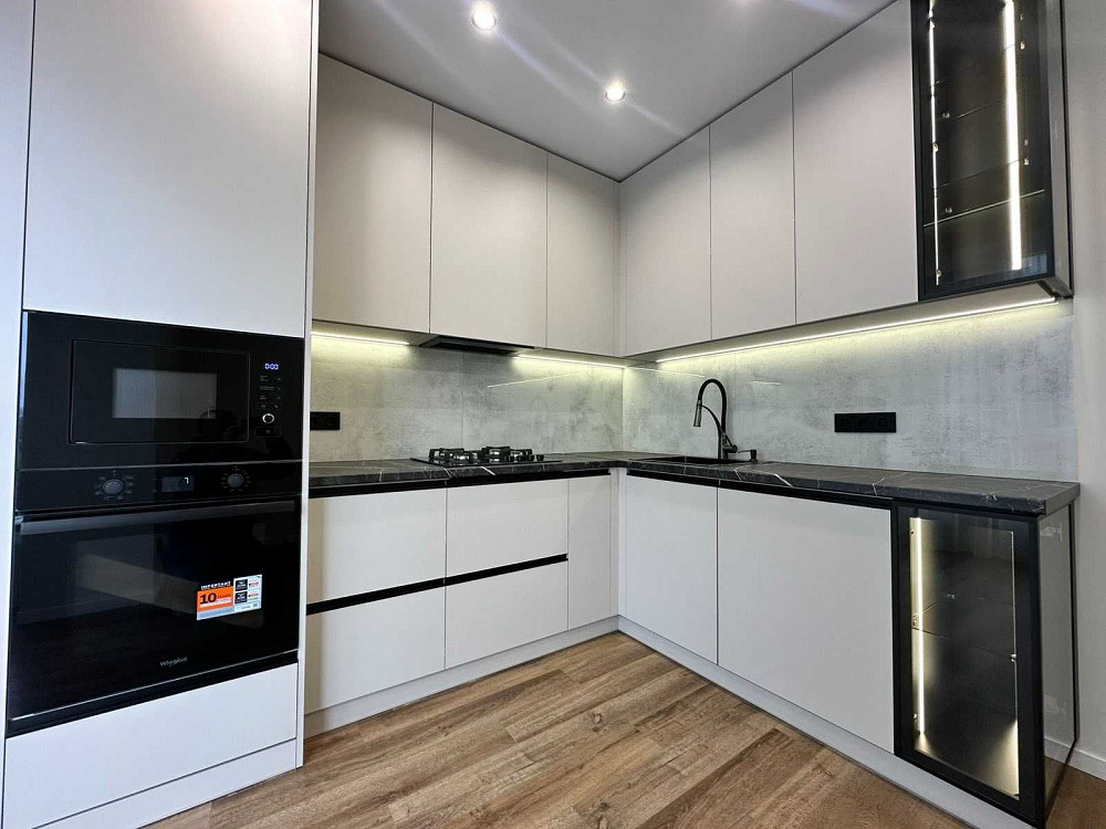 Продам 2 кімнатну квартиру з функцією 3 кімнатної в центрі міста. Івано-Франківськ - зображення 6