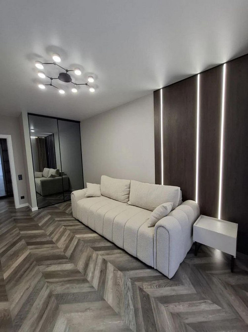 Продаж 2 кім + кухня студія новобуд Глобус з якісним ремонтом Сокільники - зображення 6