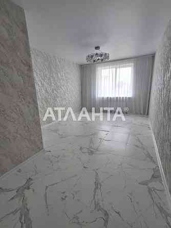 1 комнатная квартира с ремонтом в кирпичном доме на Сахарова Одеса