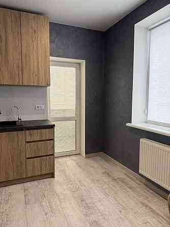 перша здача простора 1-о кімнатна квартира ЖК Савана Сіті Бровары