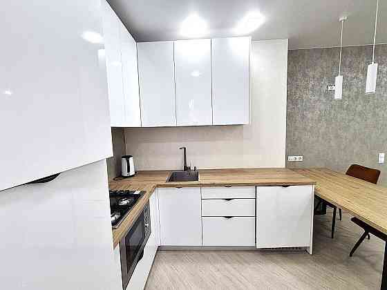 Сучасна 1-кімнатна в новому будинку, Жабинського. Чернигов